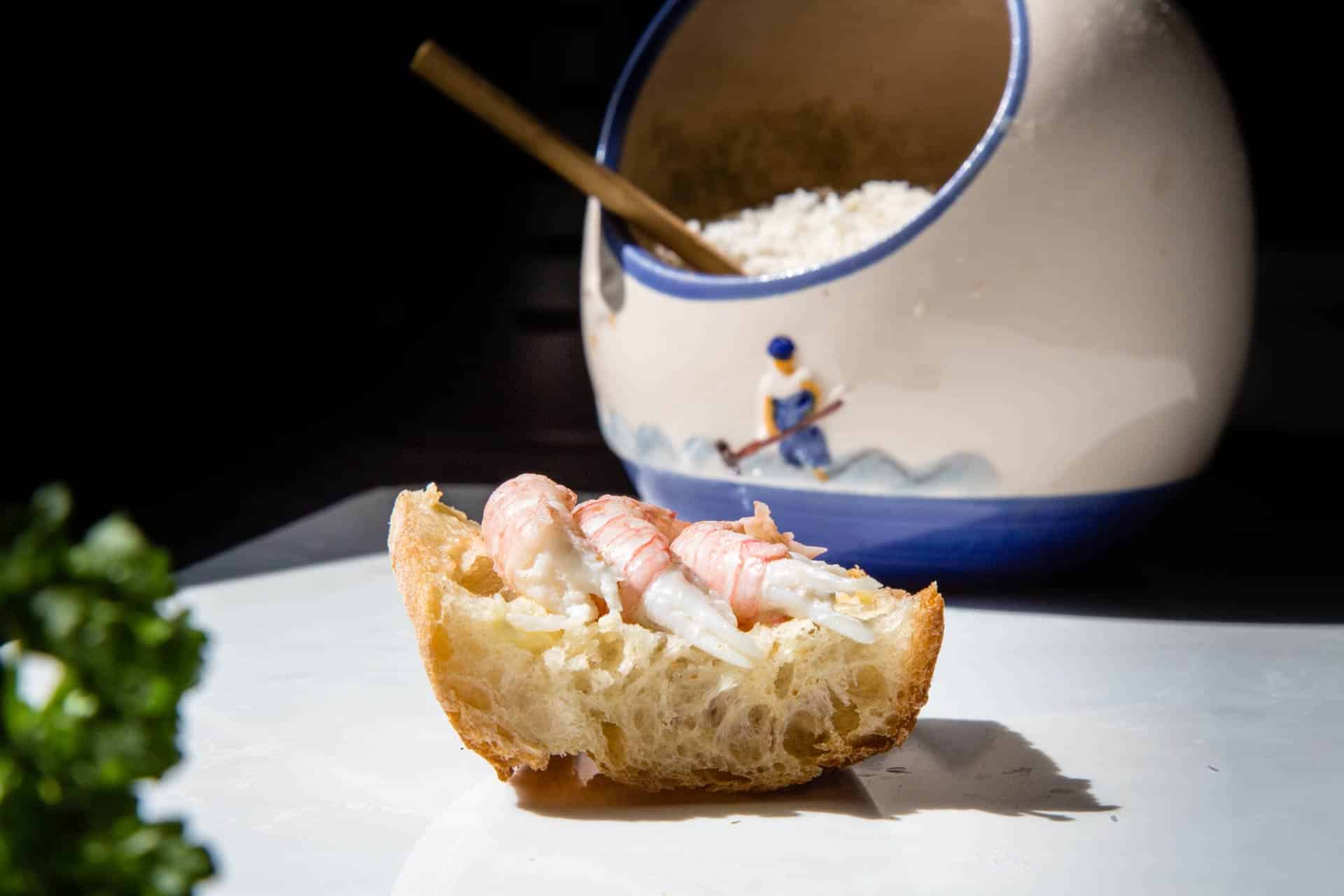 pain-beurre-salé-langoustine
